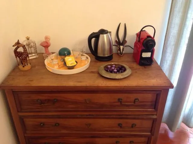 Homestay Chambre Chez L'Habitant Terrasse Privee Piscine Marseille France