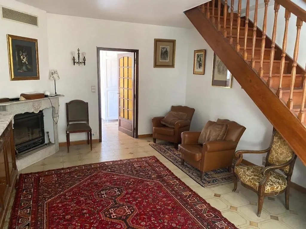 Homestay Chambre Chez L'Habitant Terrasse Privee Piscine Marseille France